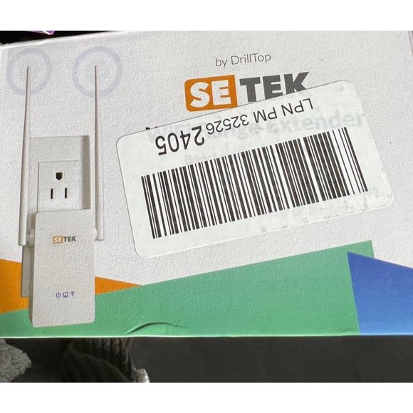 NWT Setek Wi-Fi Range Extender - Picture 1 of 3